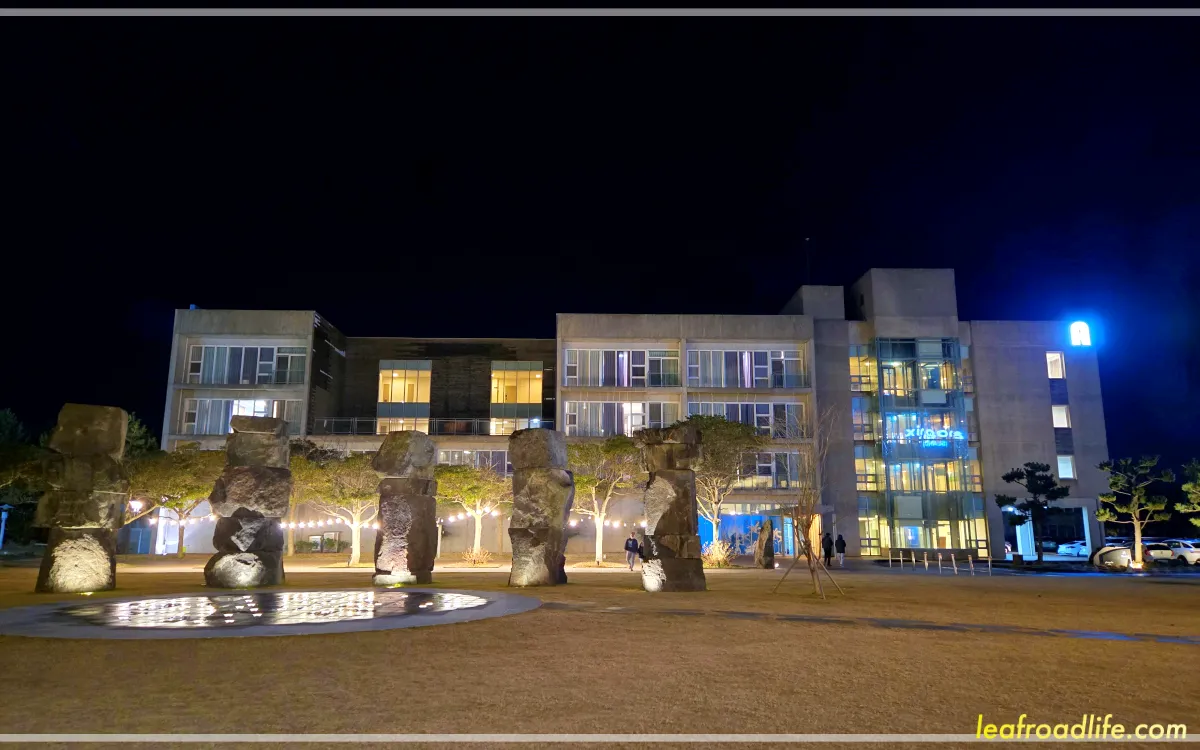 제주-휘닉스-아일랜드-리조트-A동-야경