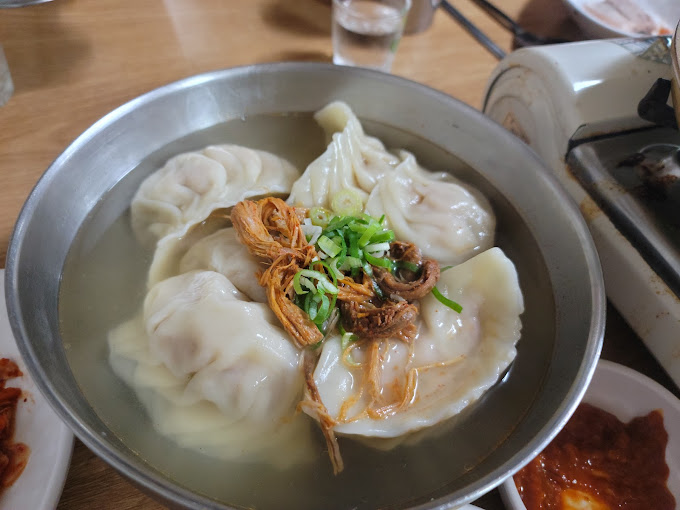 강남 논현동 평양냉면 '진미평양냉면'