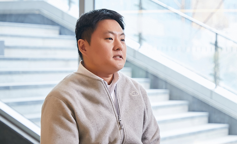 김지환 책임 매니저의 모습