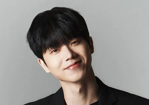 전성우