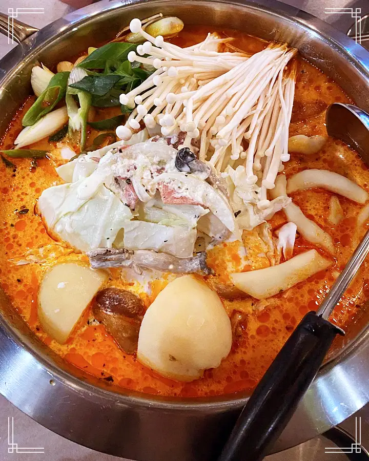 토요일은 밥이좋아 군포 산본 닭볶음탕 맛집 투움바 로제 차돌 닭도리탕 곱도리탕 닭떡볶이 게살볶음밥 현지인 추천 토밥 좋아 방송정보