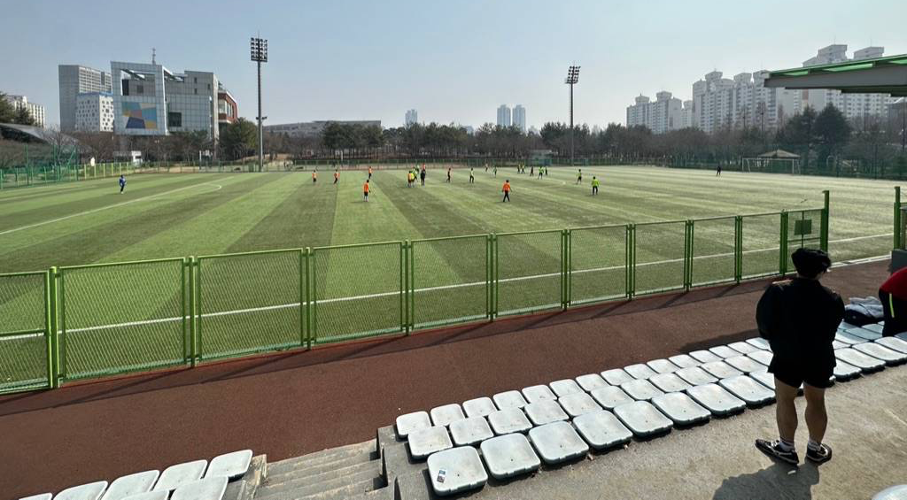 부천 삼산체육관 축구장