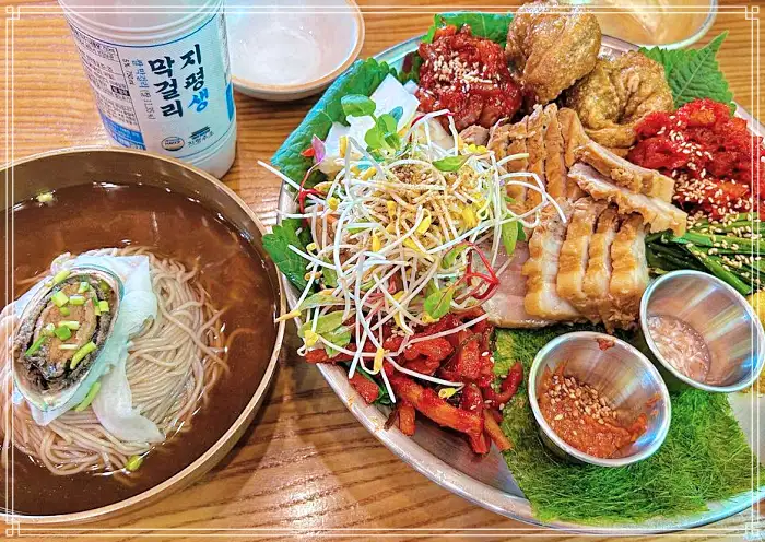 픽업 트렌드 스페셜 종로 3가&#44; 익선동 100% 메밀 막국수&#44; 들기름막국수 맛집
