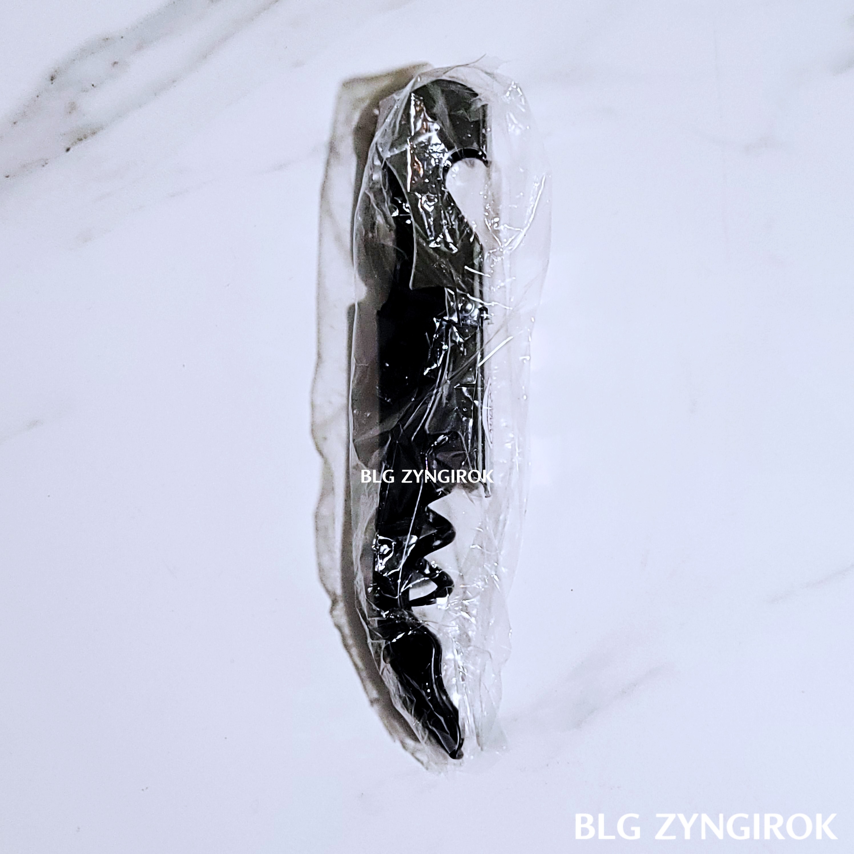 선물-세트에-들어있던-와인-오프너이다.