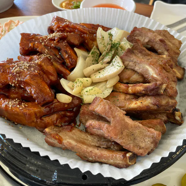 생생정보 대결 맛 대 맛 얼큰 등갈비 전골 vs 반반 등갈비구이