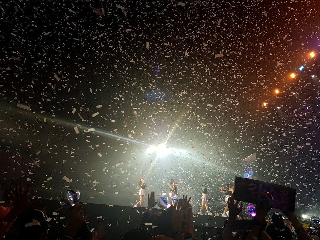 여자친구 팬사인회 사진 모음