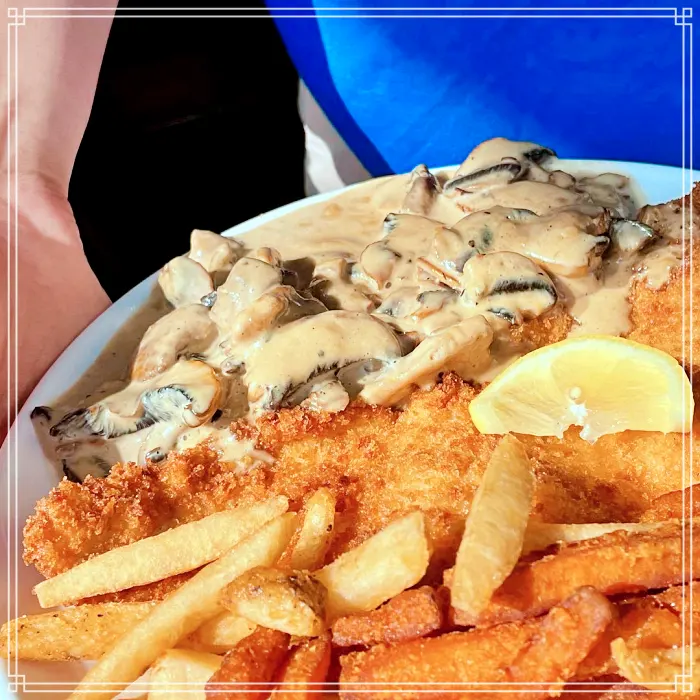 이웃집 찰스 부산 해운대&#44; 송정 110년 넘는 가문 레시피 독일인이 직접 만든 가정식&#44; 맥주 맛집