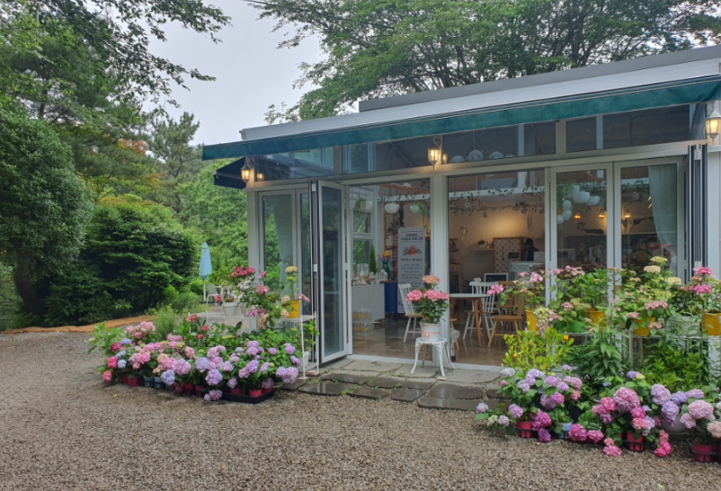 제이즈가든카페