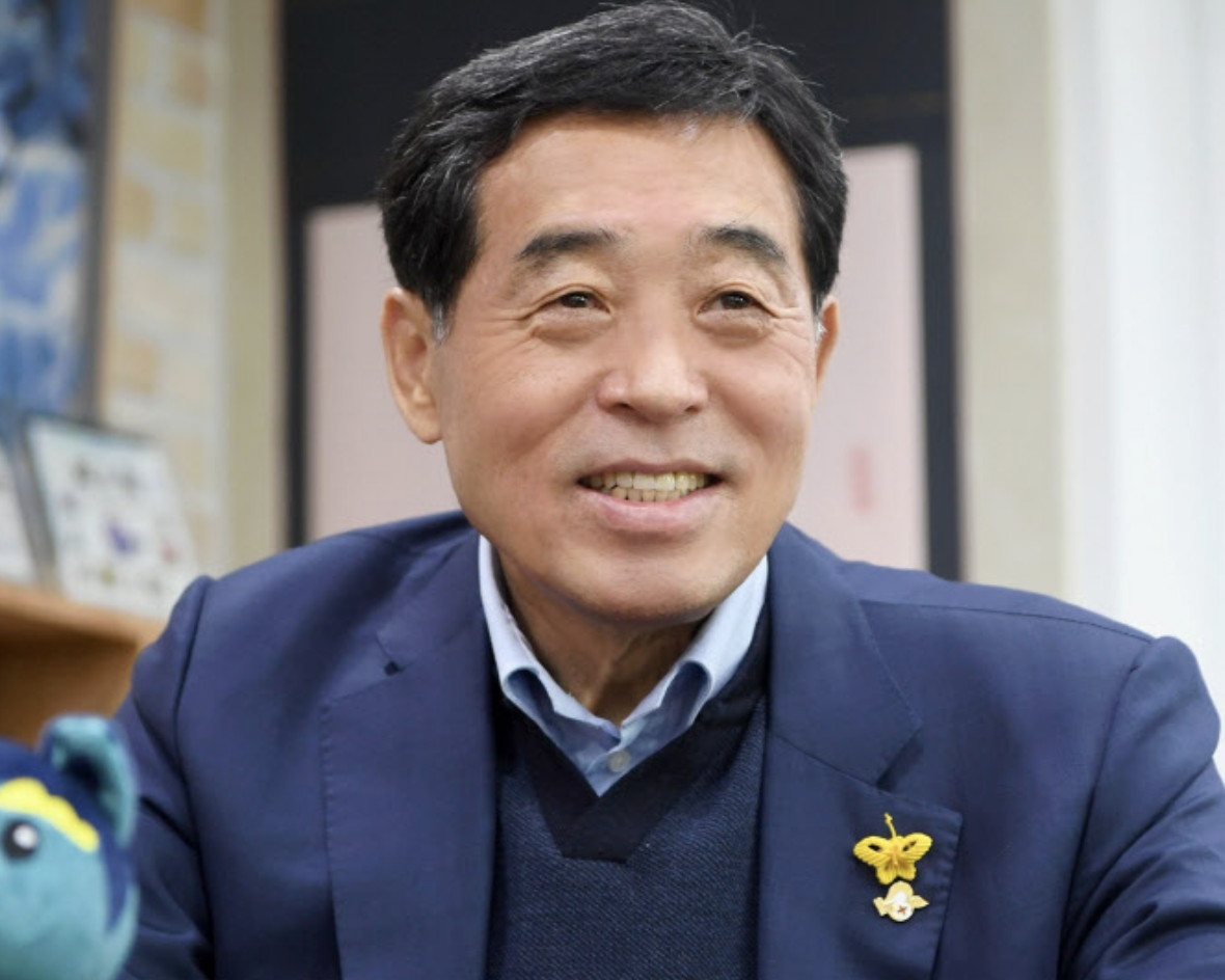 윤화섭 인터뷰
