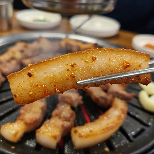 돼지 껍데기 구이