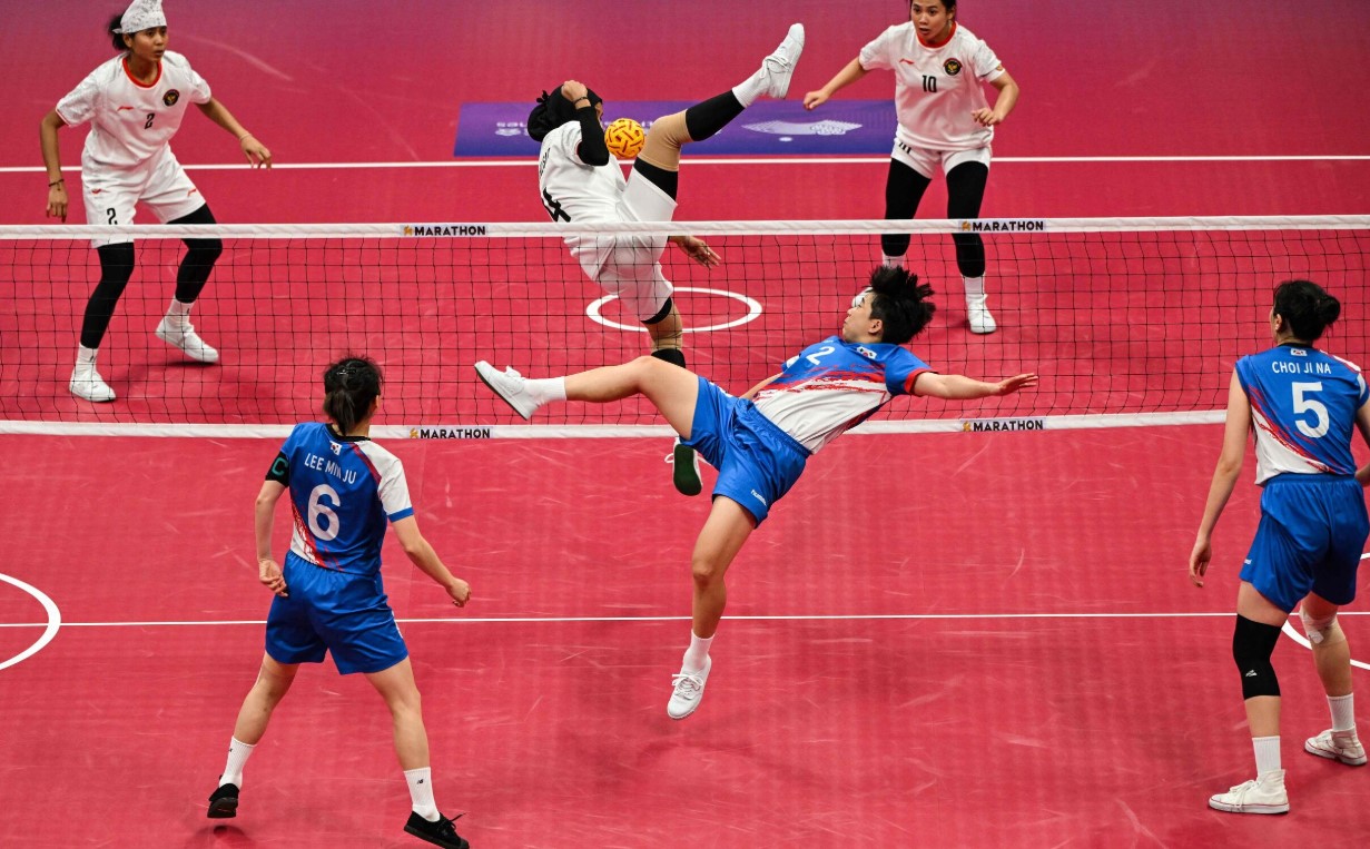 세팍타크로(Sepak Takraw): 발로 하는 배구