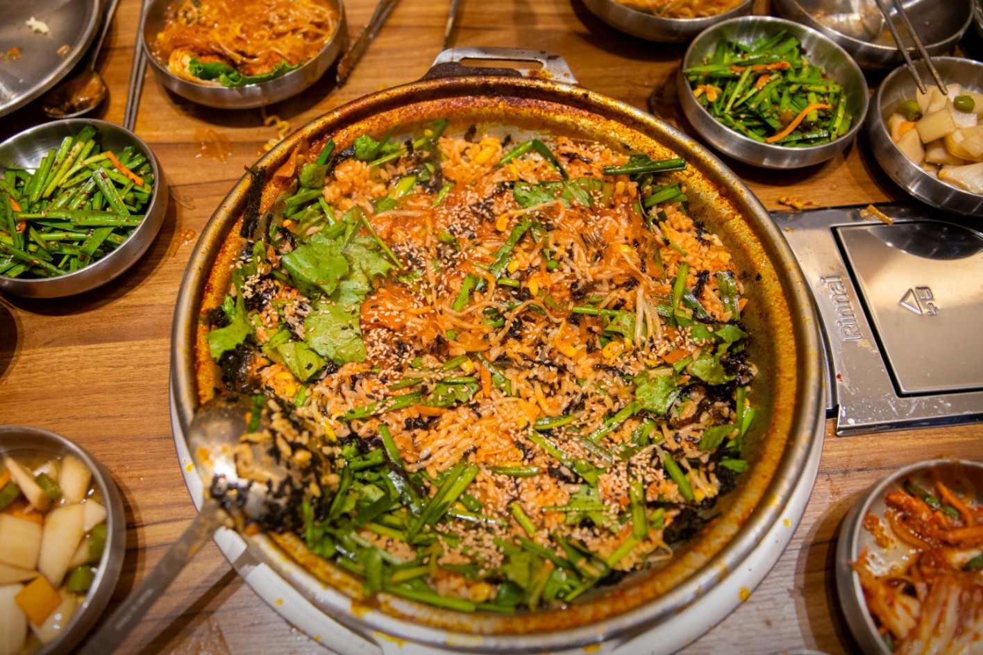 물갈비를 먹은후 볶음밥은 못빼먹쥬