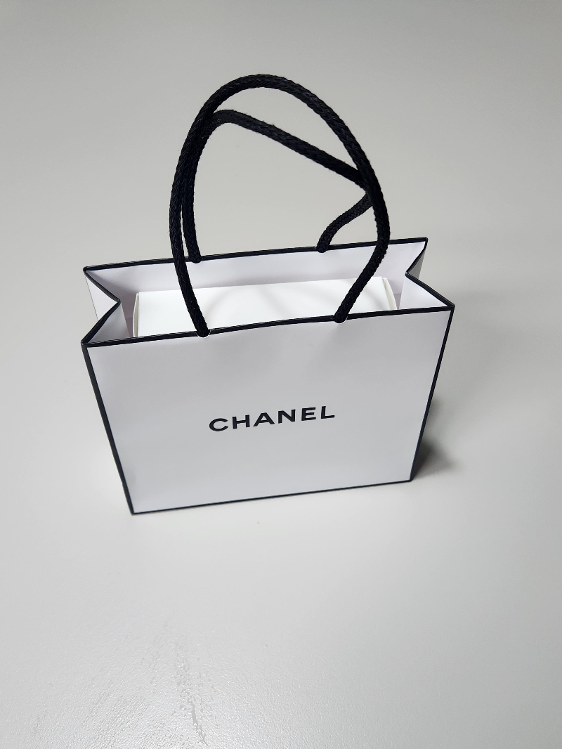 샤넬 레드등급 생일선물 초대장