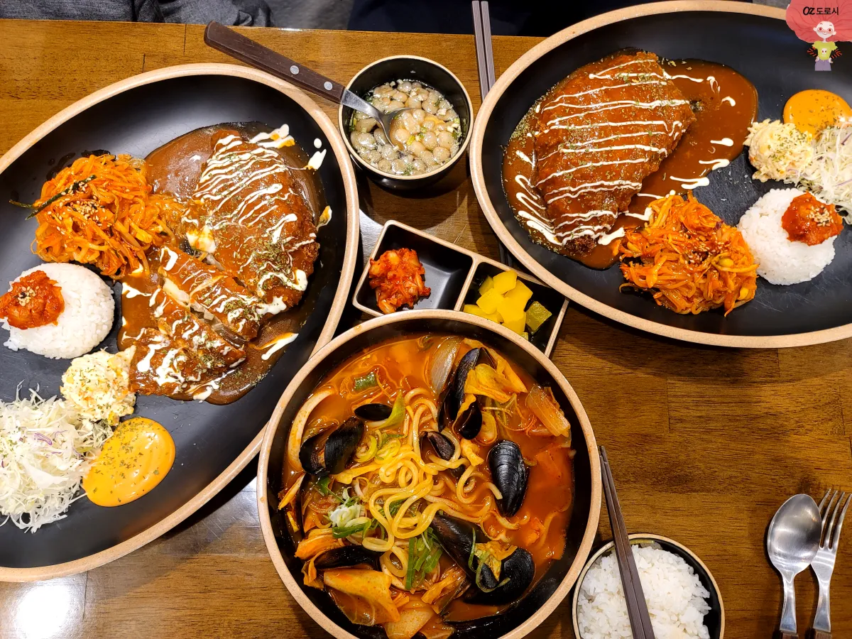 경기-남양주시-다산동-다산중앙점-무공돈까스-2인분과-불맛짬뽕-1인분