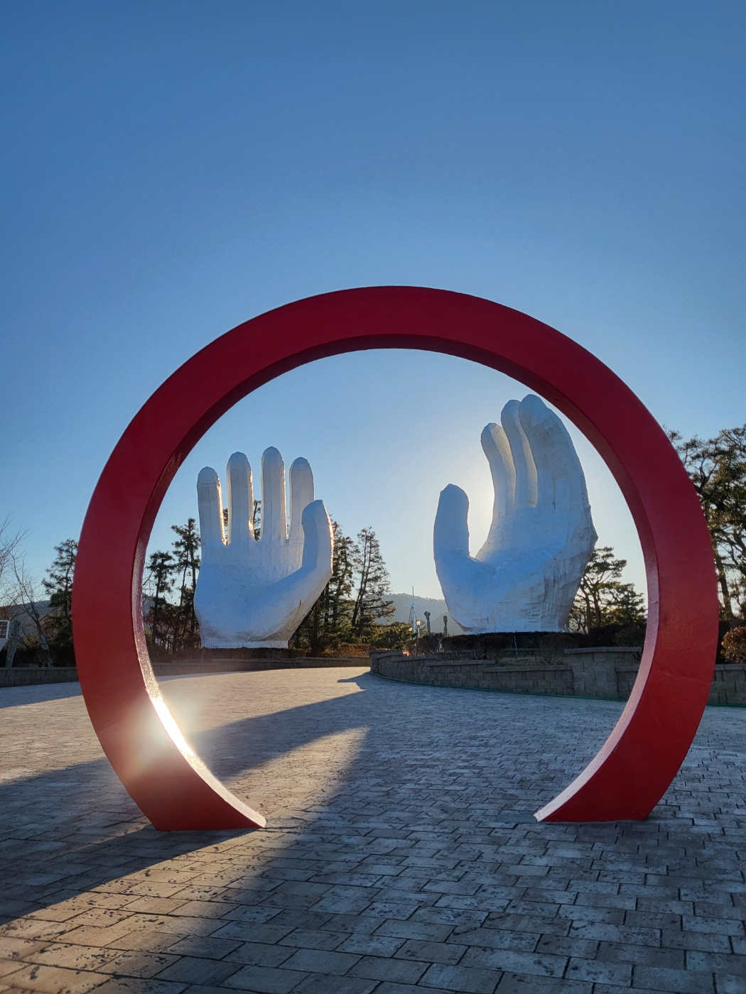 정동진 썬크루즈 리조트: 숙박 없이 100% 즐기기! 조각공원 입장료 환급 팁과 레스토랑 이용 후기(회전 레스토랑 가격정보)