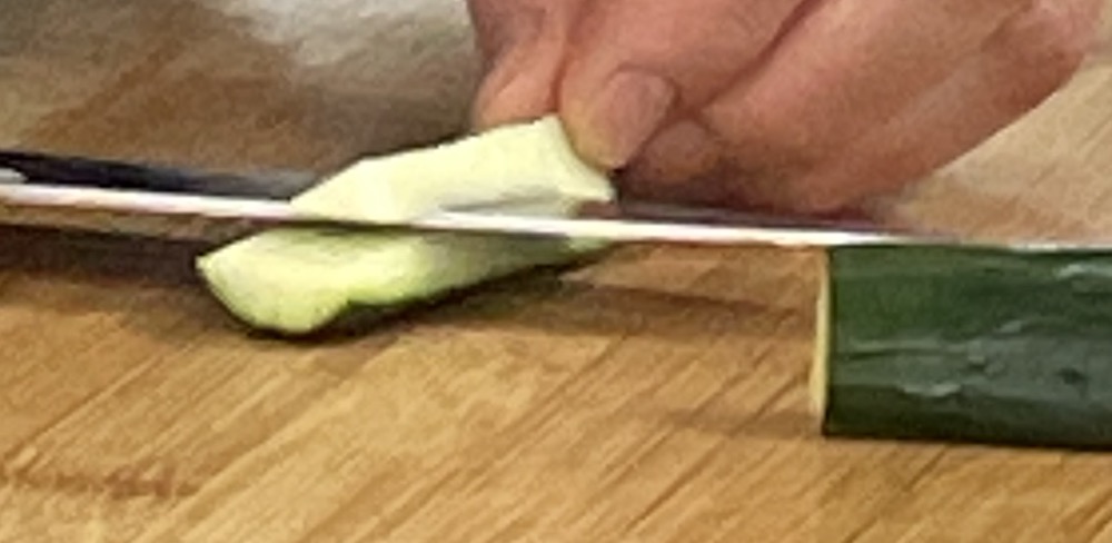 한식조리기능사 실기시험 준비 - 화양적 - 오이 두께 재단하기