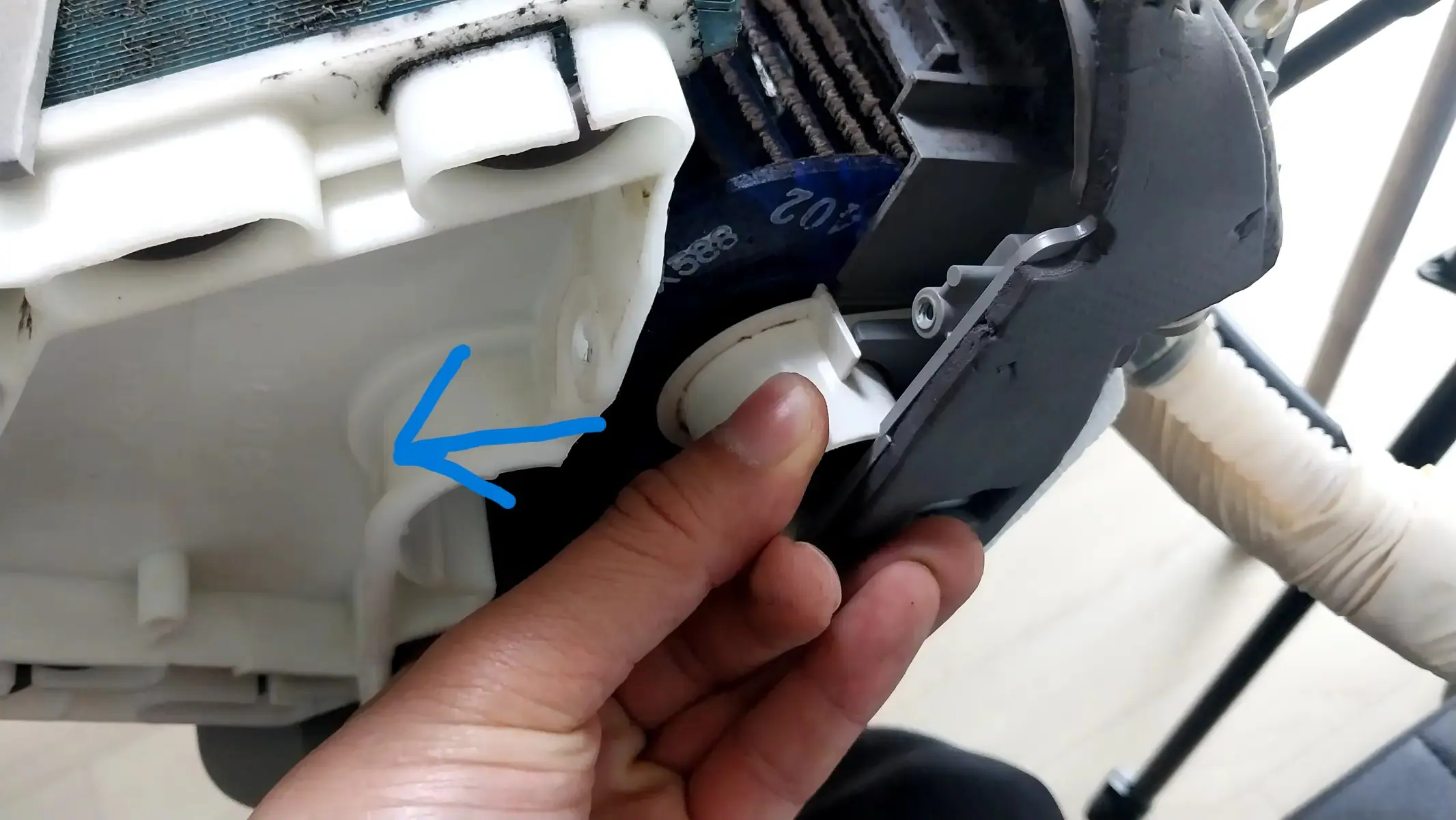 캐리어에어컨-팬축-제거