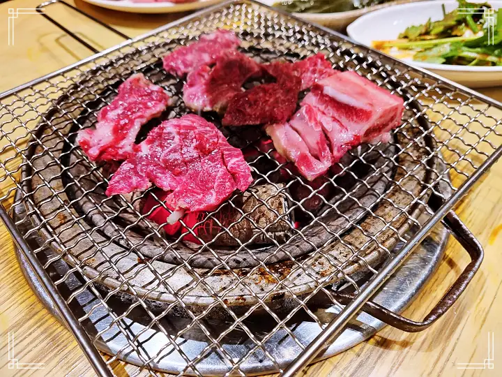 식객 허영만 백반기행 2022 한우특집 고주원 편 한우 생갈비 안창살 육개장 곰국 50년 노포 대구 맛집 소개