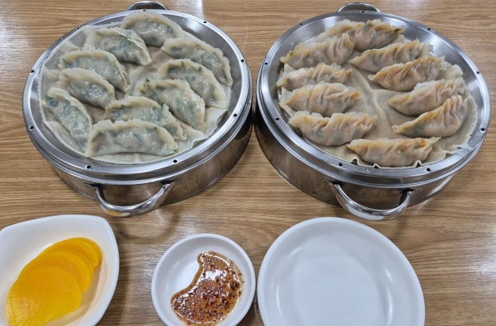 생방송투데이 대전 39년 만두 맛집(인생분식)
