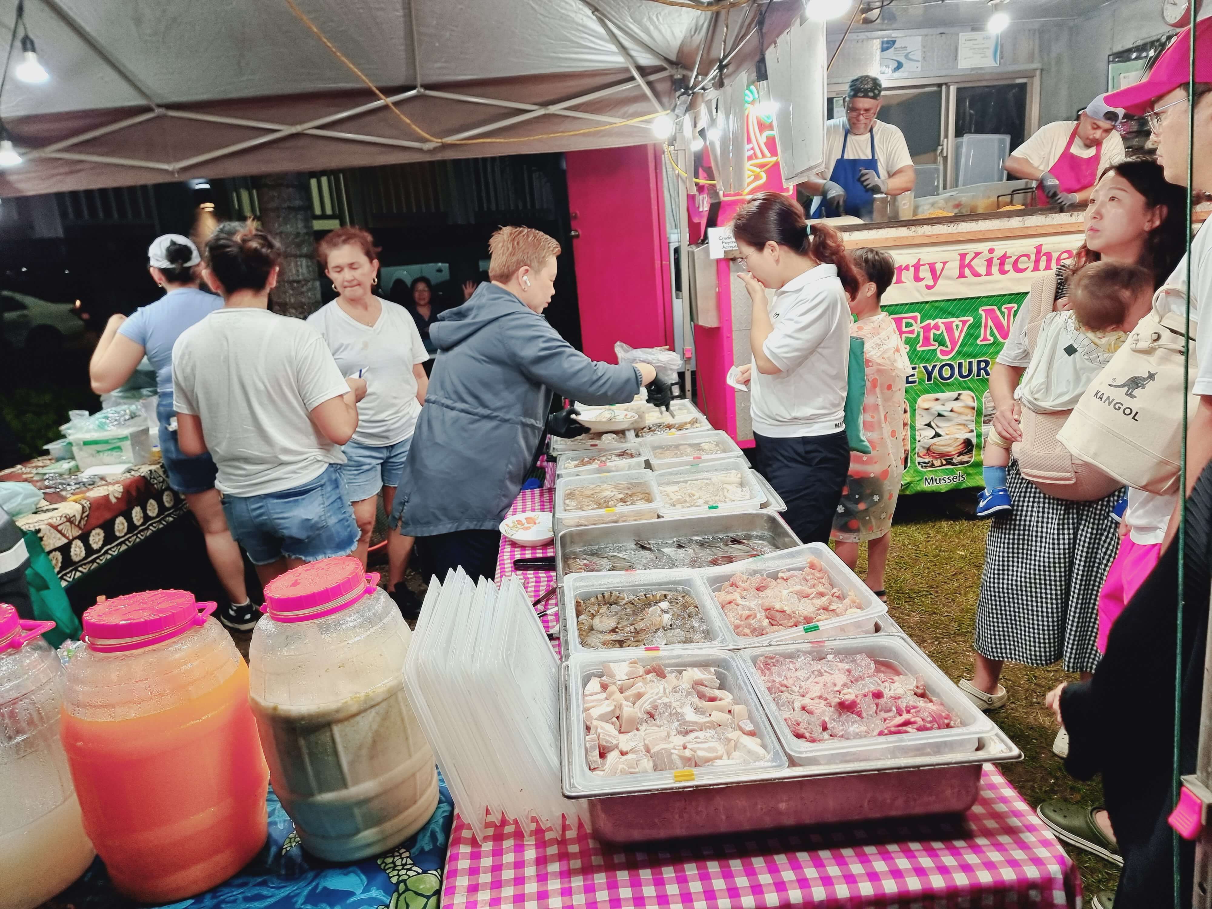 괌투어 매주 수요일 괌에서 열리는 차모로야시장 CHAMORRO