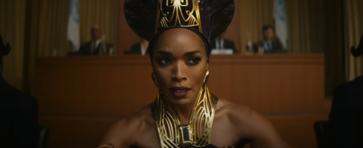 다른국가들로부터비브라늄을지키려고하는라몬다