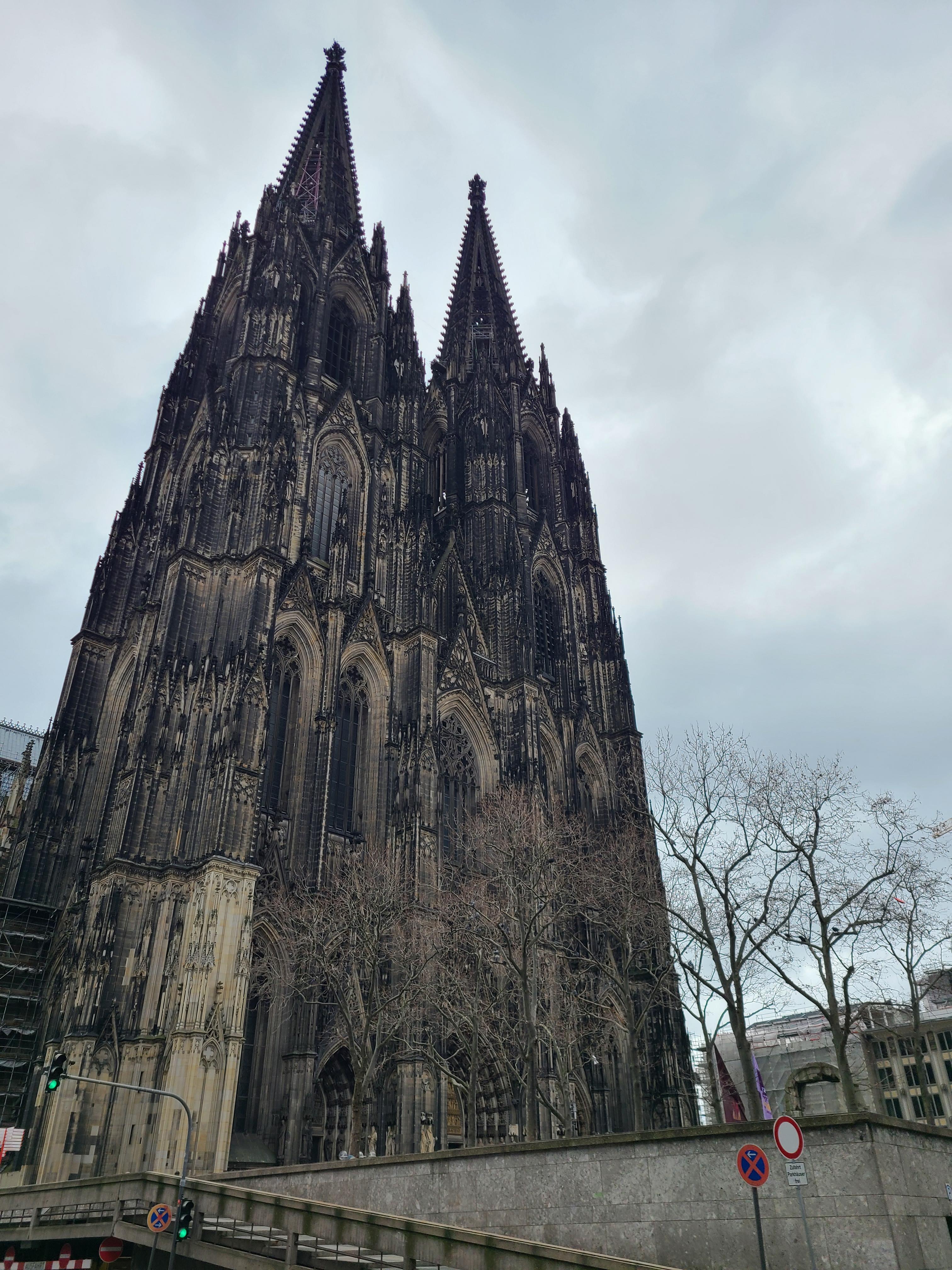 쾰른 대성당 측면 모습