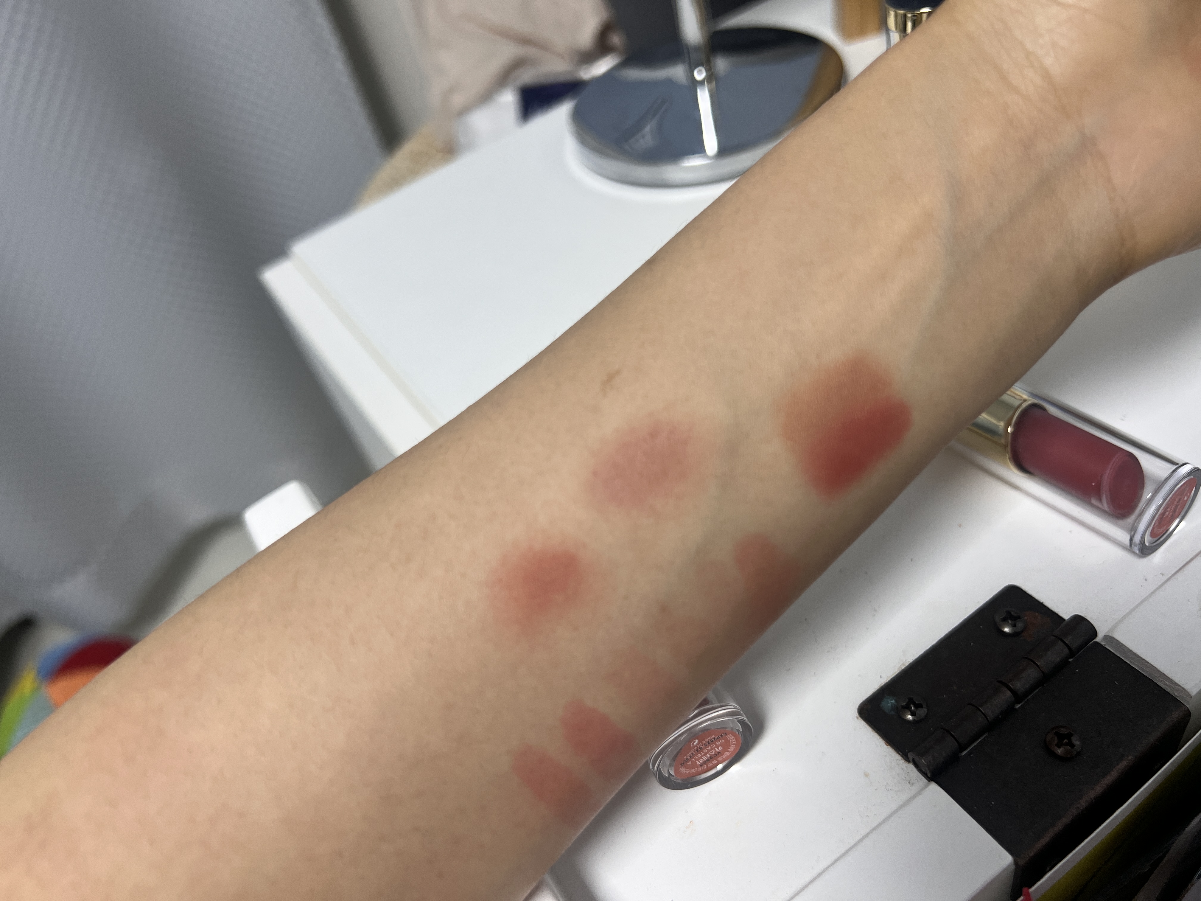 포렌코즈 틴트 발색