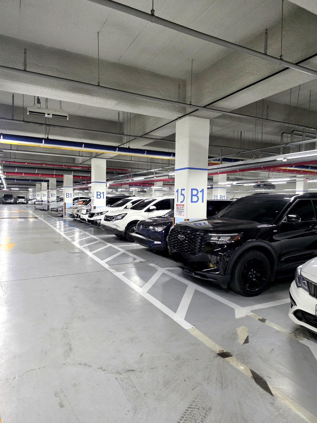 넉넉한-주차공간을-자랑합니다.