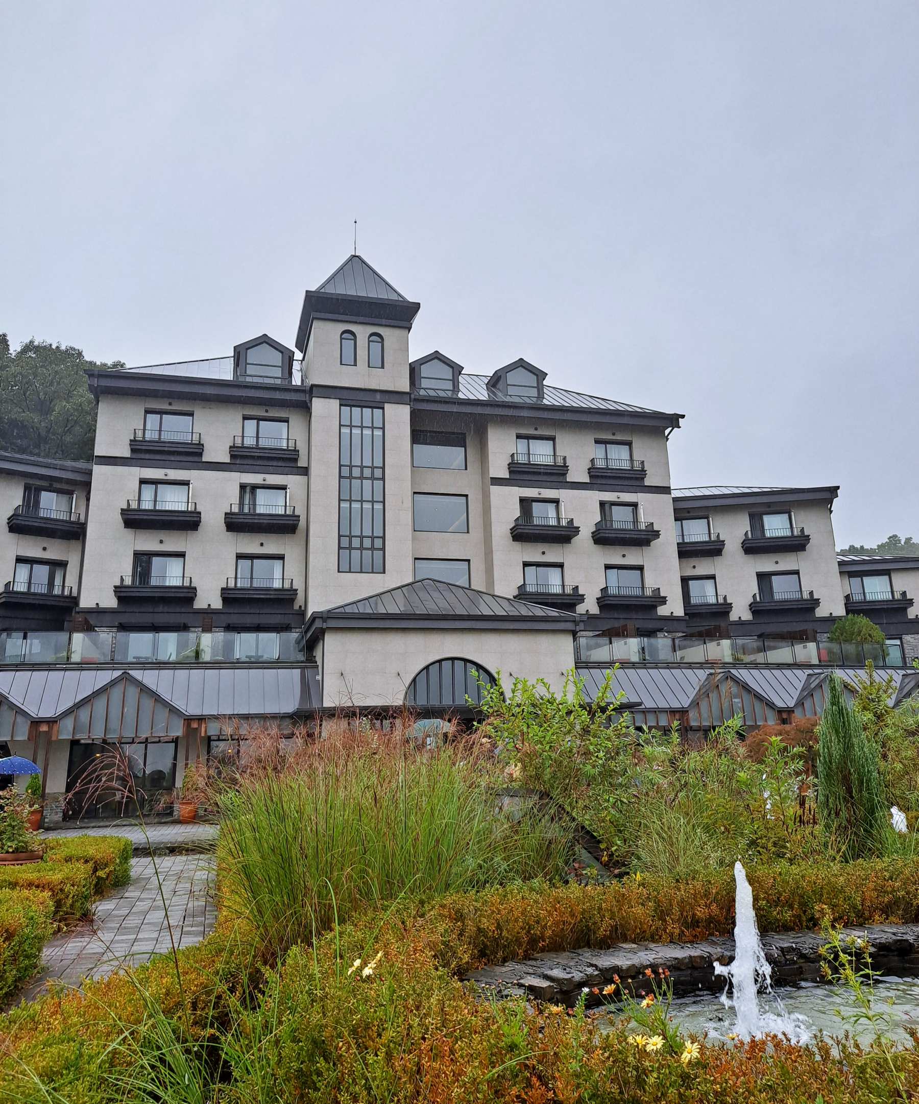 에덴 파라다이스 호텔