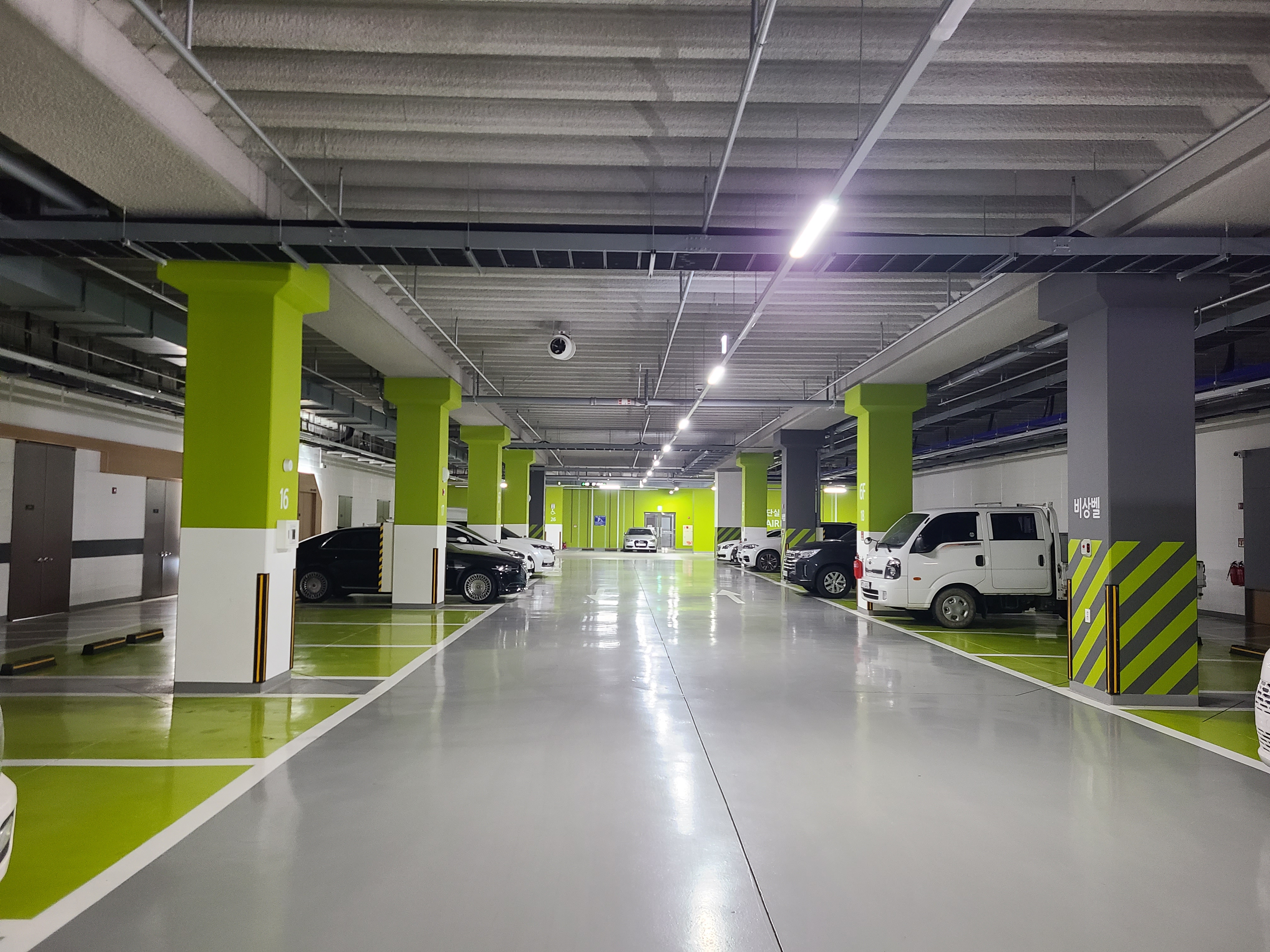 안양아이에스비즈타워 드라이브인7