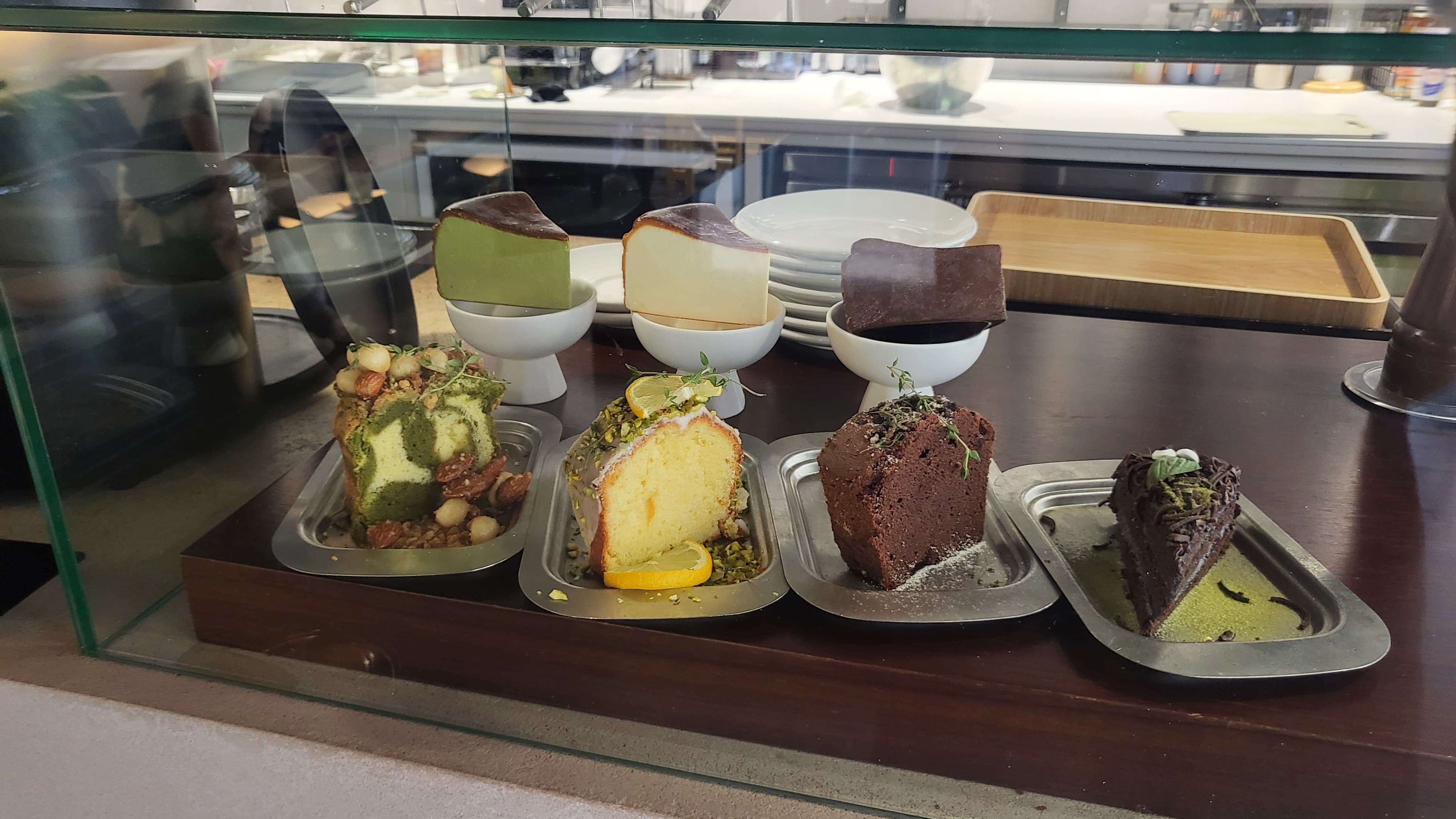 서울숲 성수동 커피맛집, 디저트 카페 Iridescent 이리데센트