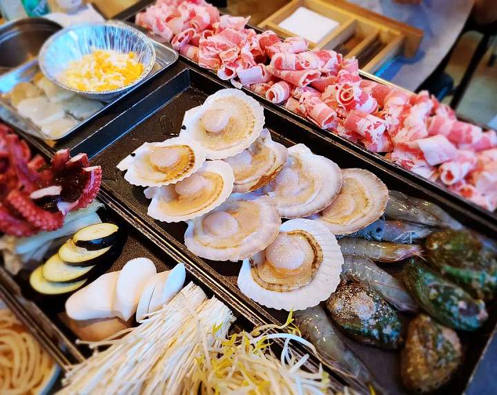 생생정보 철판 해물 삼합 황제 해물 전골 맛집