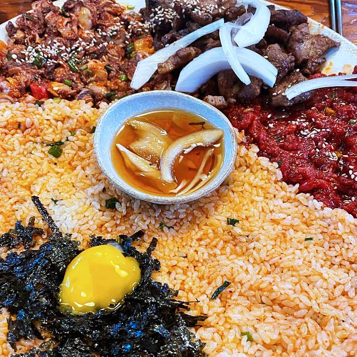 한옥 핫플 데이트 코스 꼬막 갈비 비빔밥 육회비빔밥 꼬막비빔밥 한우 육회꼬막비빔밥 경주 황리단길 맛집 추천 생방송투데이 소문의 맛집