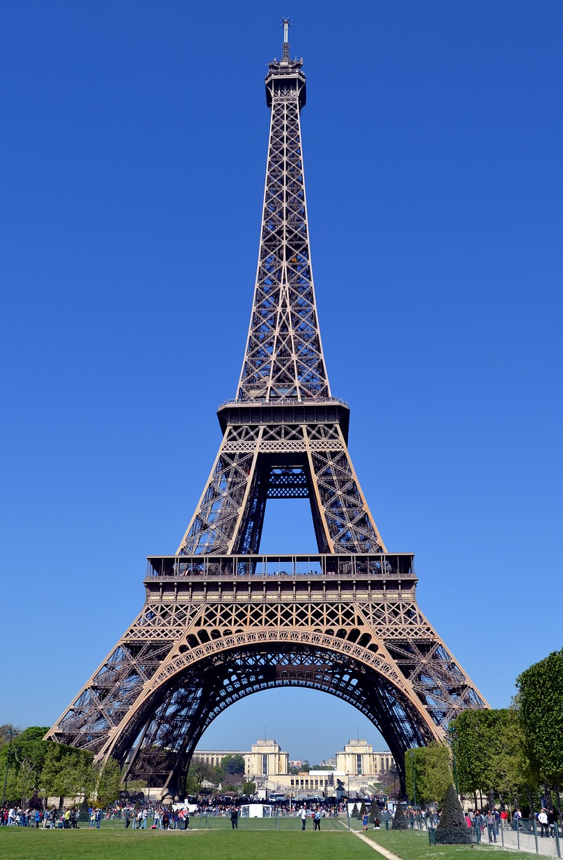 프랑스 파리의 에펠탑 사진