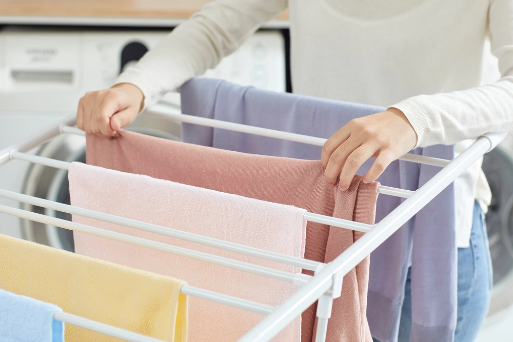 자취생 빨래 건조대 고르는 기준, 작은 방에 맞는 사용 방법