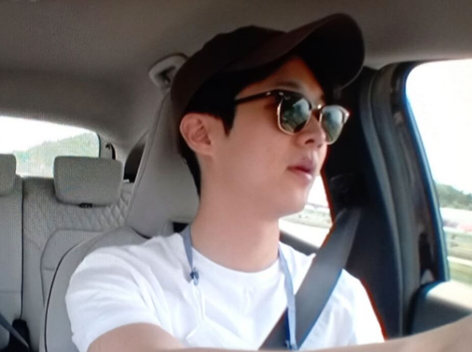 레이벤 선글라스 최우식