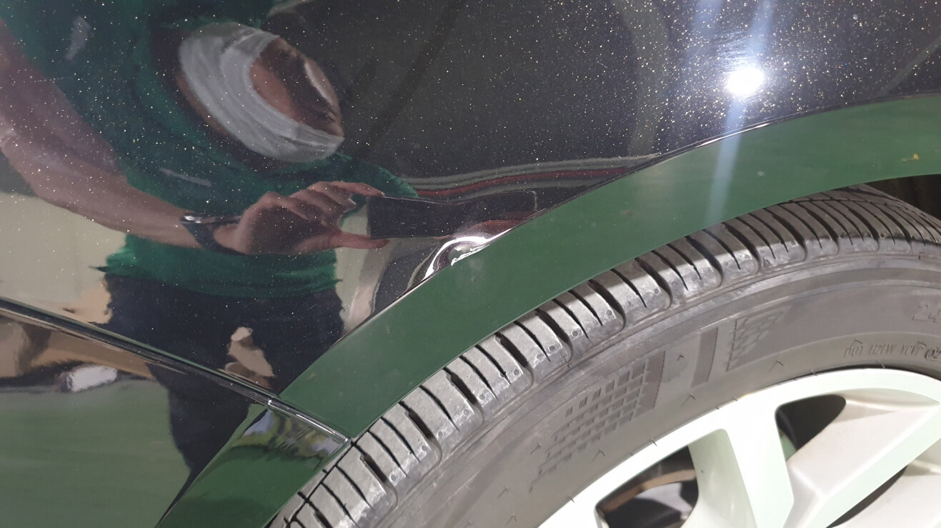 인천 판금도색 - 앞 휀다 사고 부위