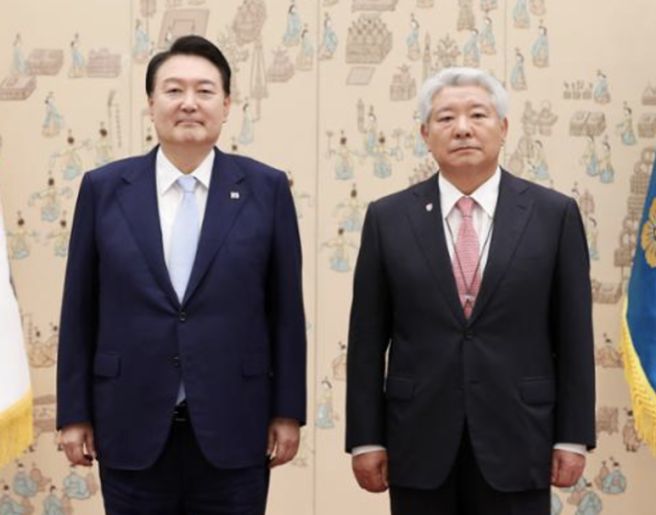 김홍일 방통위원장 임명