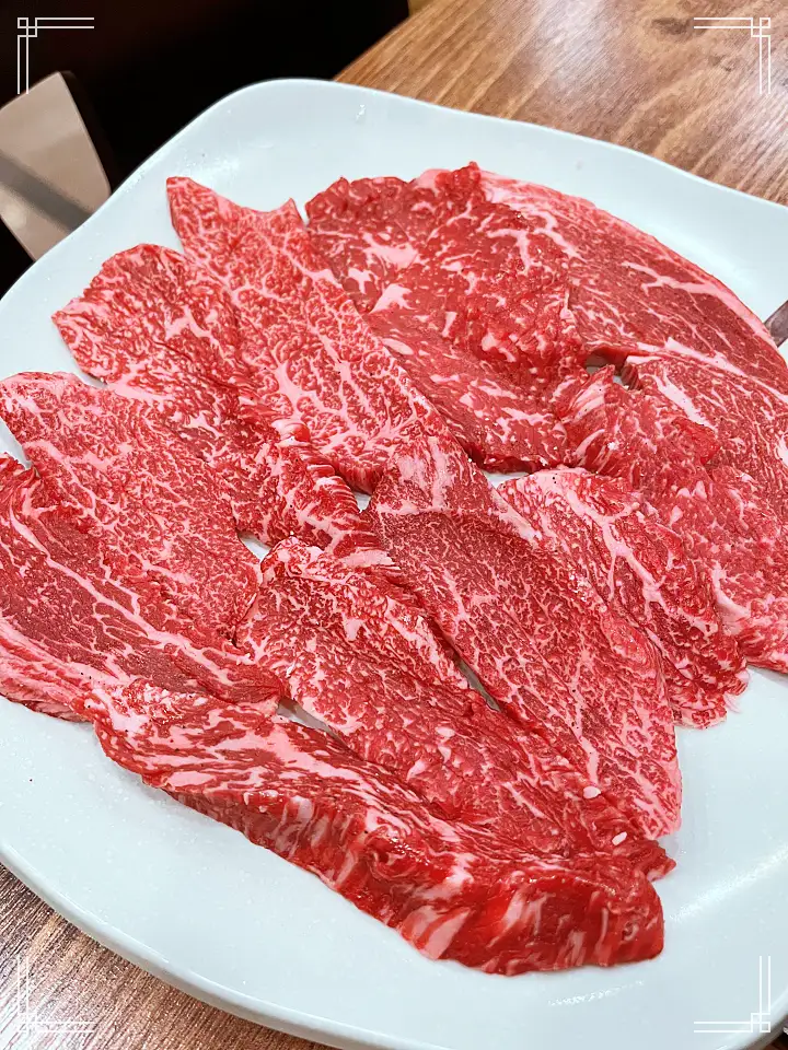 토요일은 밥이좋아 군포 산본 금정역 한우 숙성 등심 맛집 500 시간 진공 에이징 소고기 무쇠 철판 구이 한우물회 육회 현지인 추천 토밥 좋아 방송정보