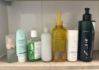 현재 작성자가 사용하고있는 클렌징 제품을 모아놓은 사진