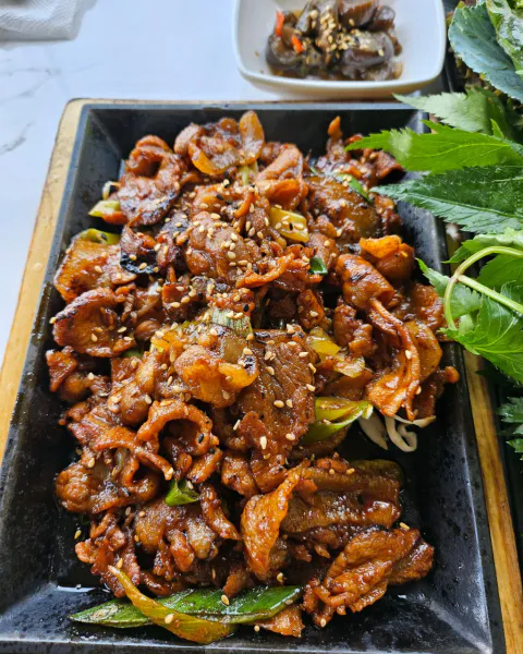 생생정보 우와한 식당 매콤제육쌈밥 음식점 위치