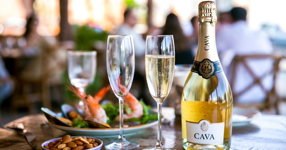 카바(Cava) 와인 완벽 가이드 ❘ 스페인 스파클링, 맛&middot;향&middot;추천 음식