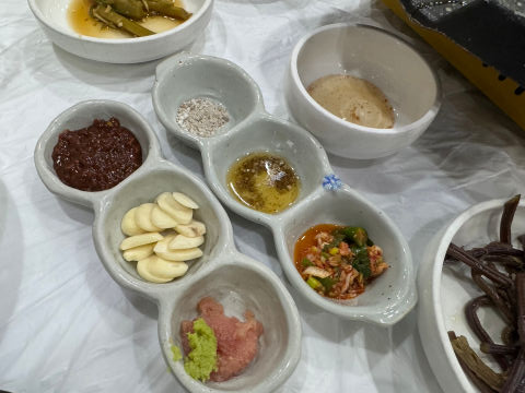 경기 여주 황학산 식당 상차림