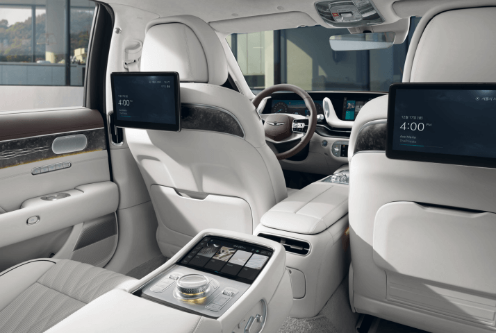 제네시스-G90-실내뒷자리