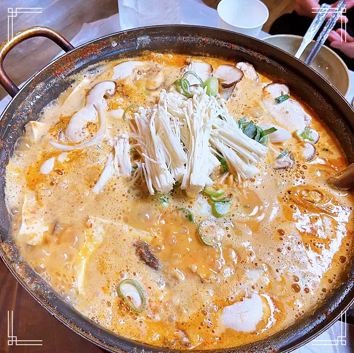 생생정보 잣순두부전골 잣두부전골 두부 전골 맛집