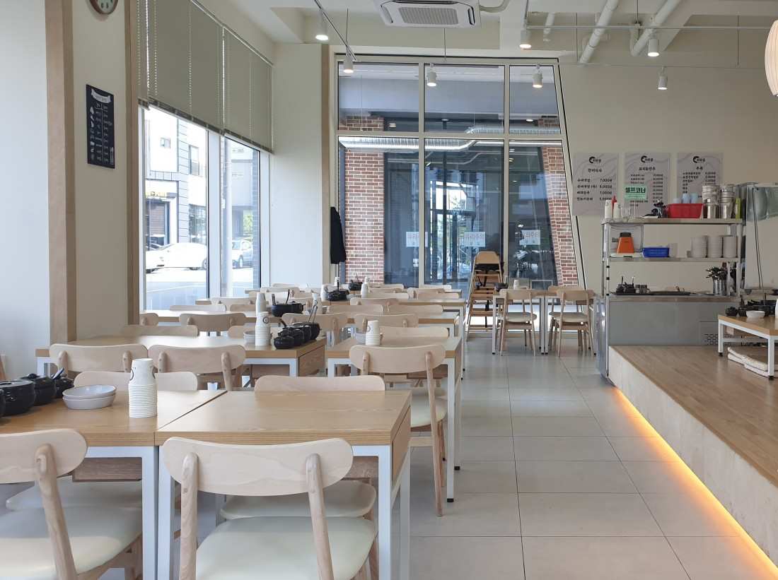 치락골 순대 내부