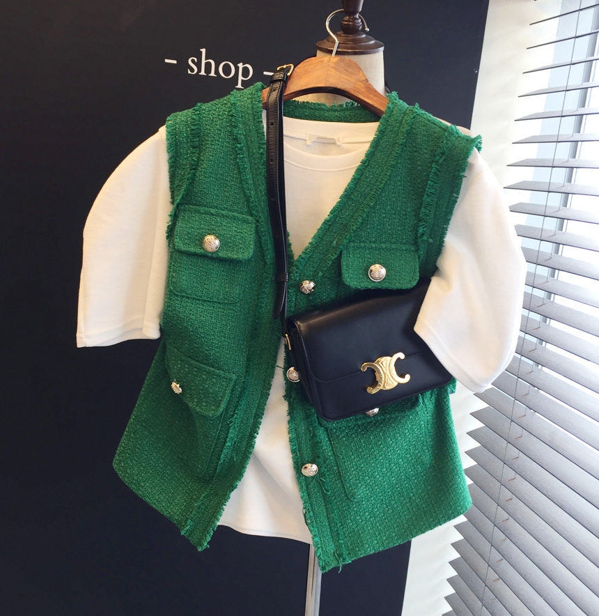 클래식 금장 포켓 브이넥 트위드 조끼