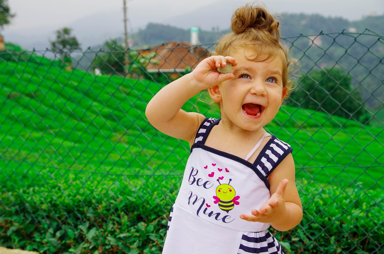 아기랑 캠핑 사진