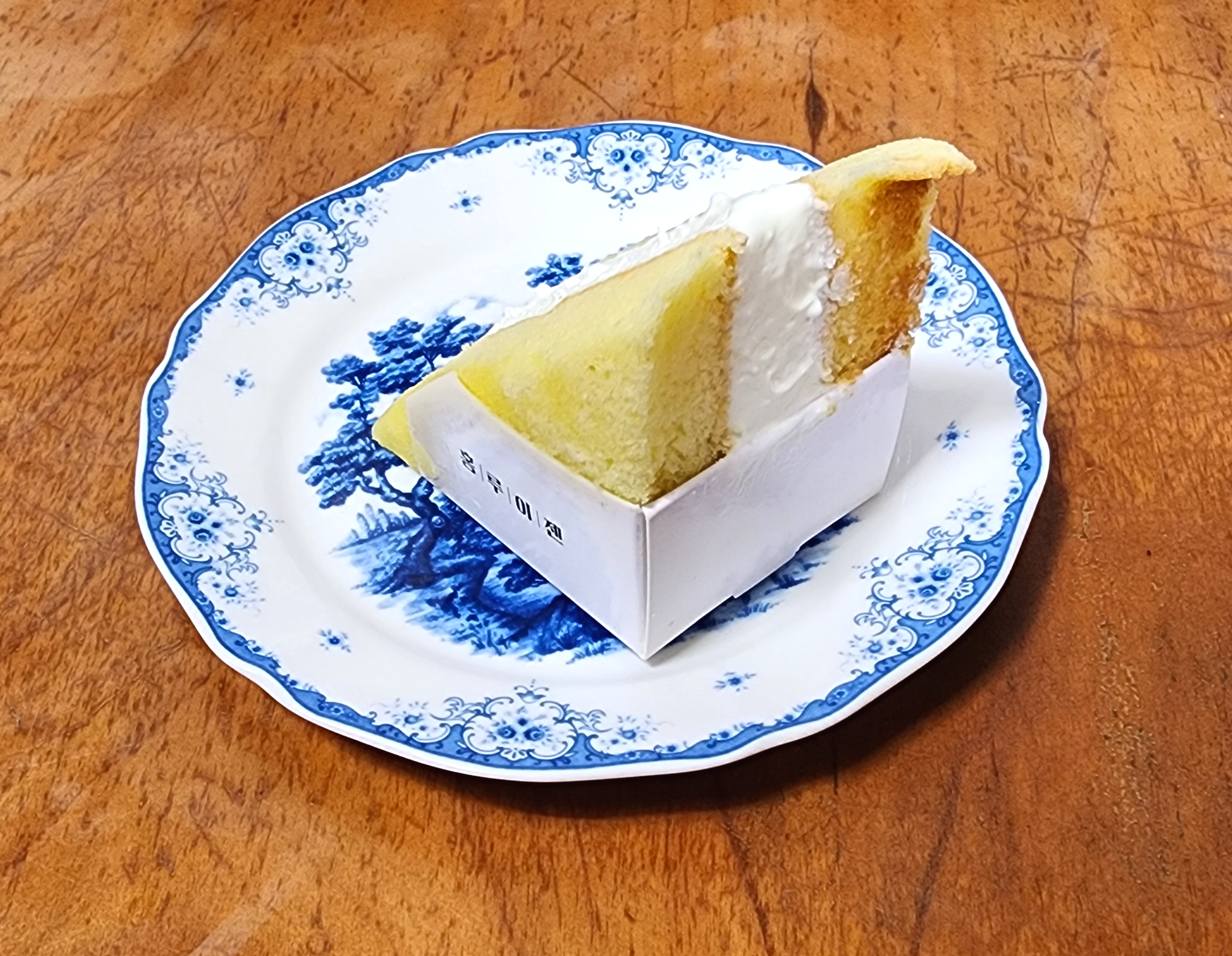 홍루이젠우유퐁당케익샌드플레인