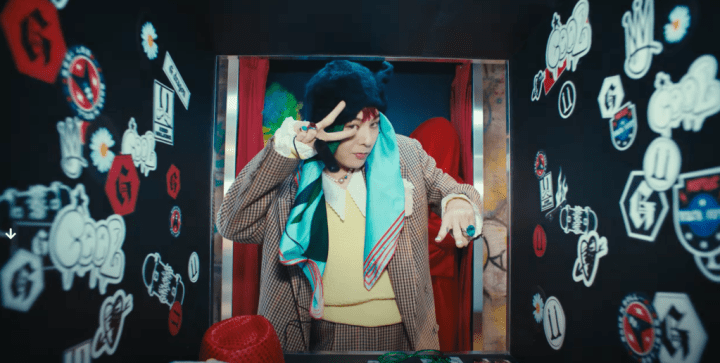 지드래곤이 선보인 이번 컴백 스타일의 주요 요소는?